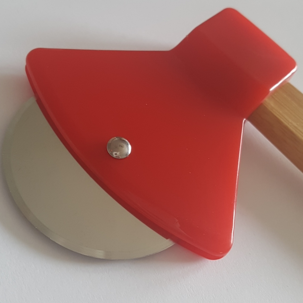 Ax Pizza Cutter (Red) - Picture 2 of 9